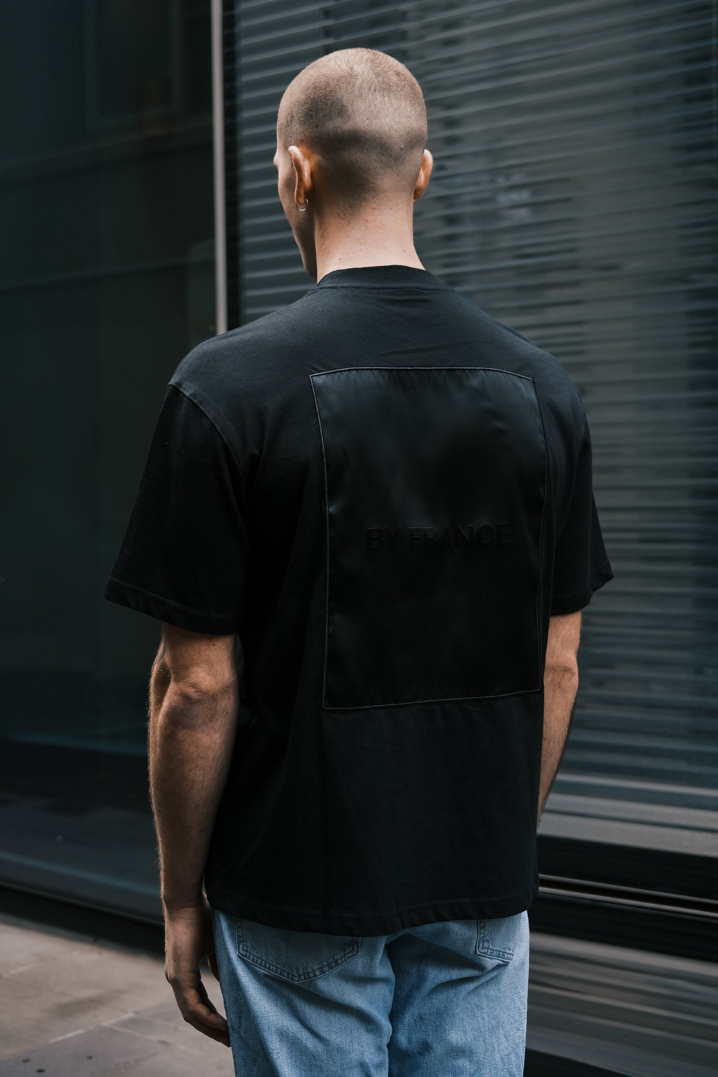 BY FRANCE. T-SHIRT